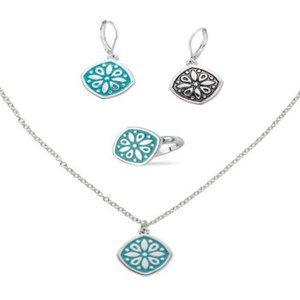 Spunky Earrings & Necklace Set